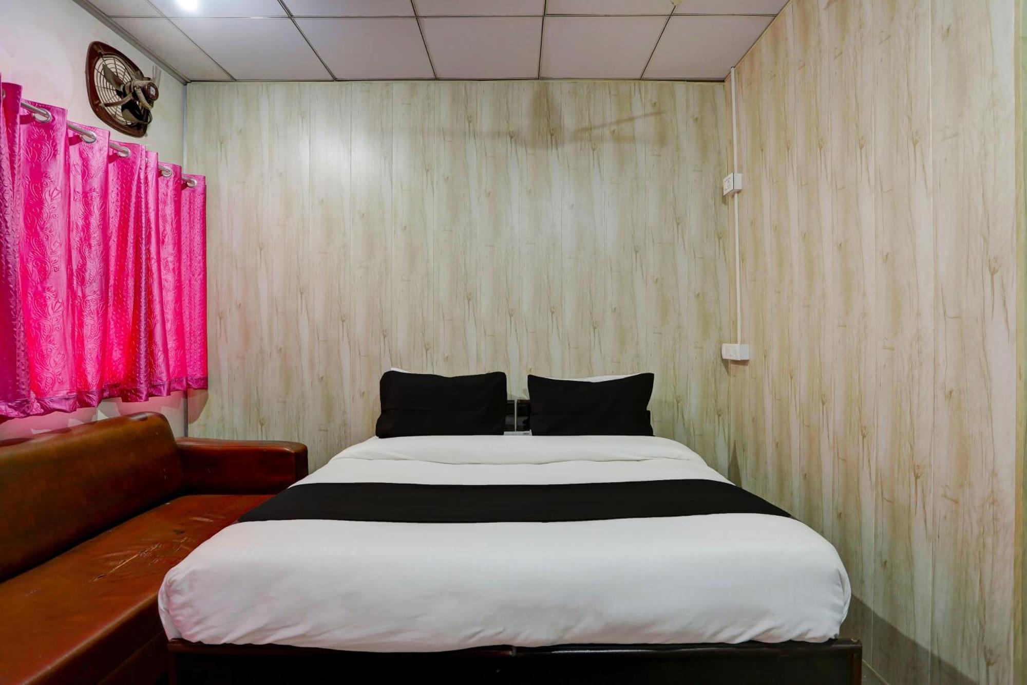 Collection O Harsh Hotel & Restaurant Bhiwadi Екстериор снимка