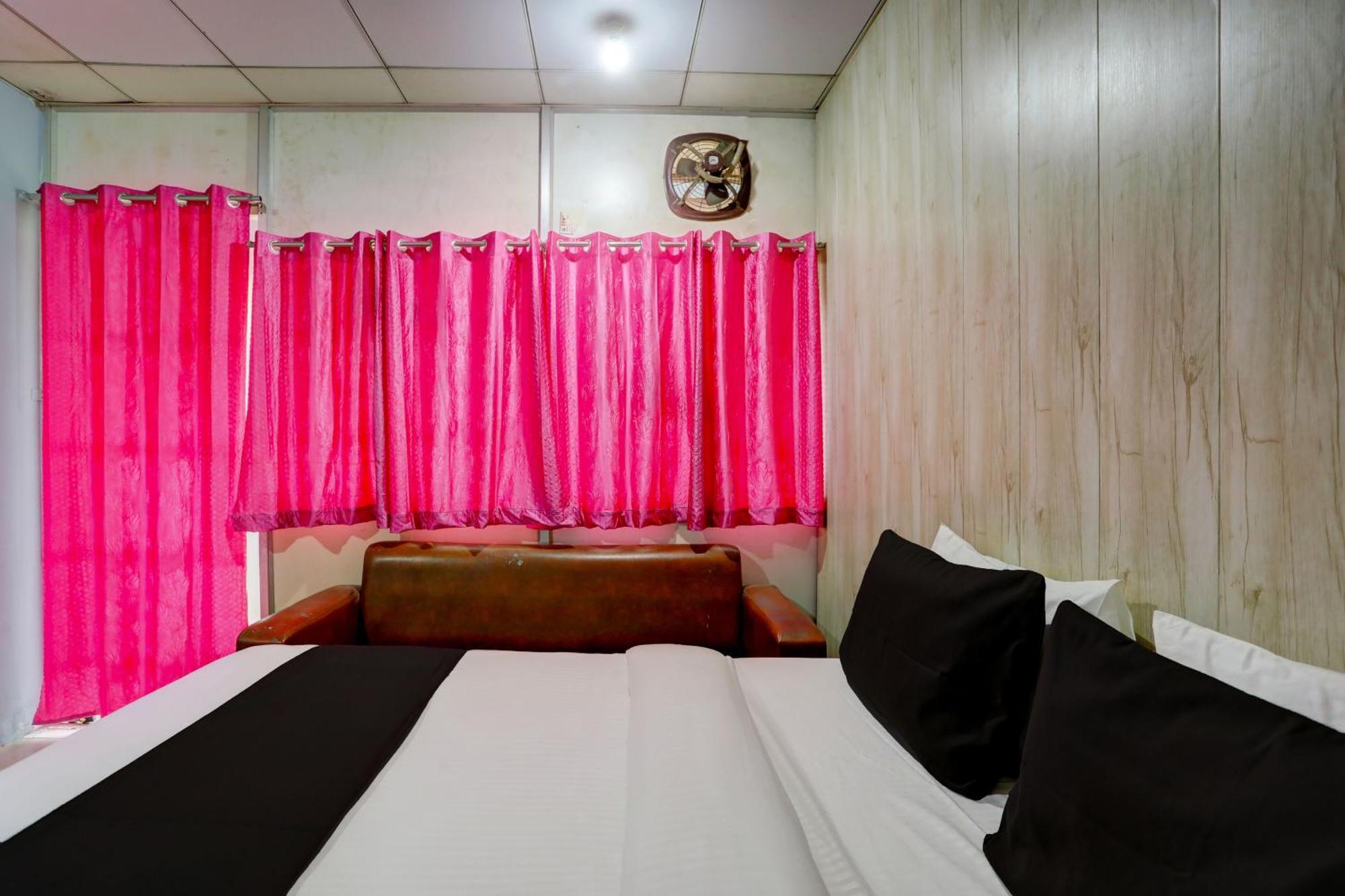 Collection O Harsh Hotel & Restaurant Bhiwadi Екстериор снимка