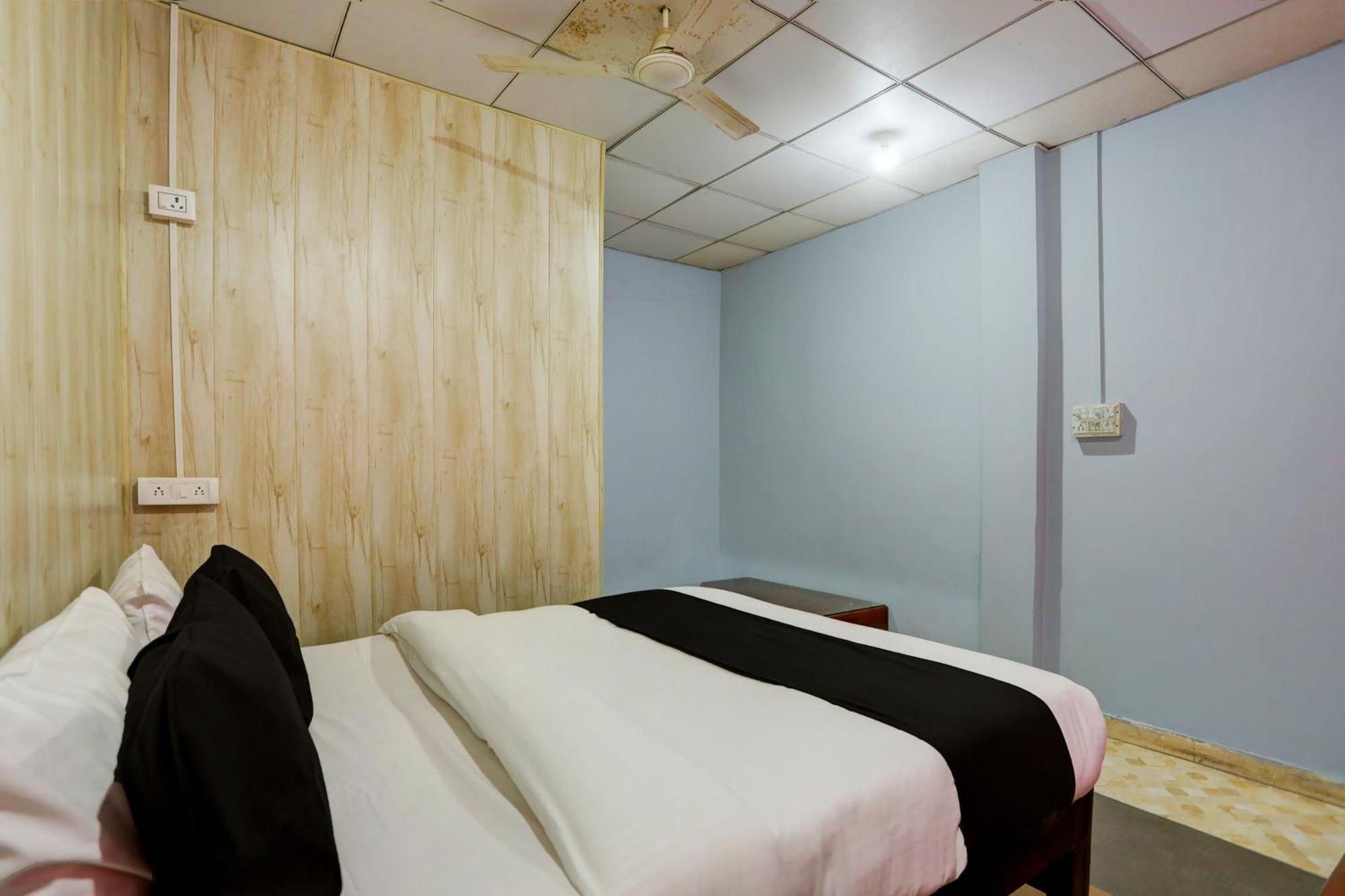 Collection O Harsh Hotel & Restaurant Bhiwadi Екстериор снимка