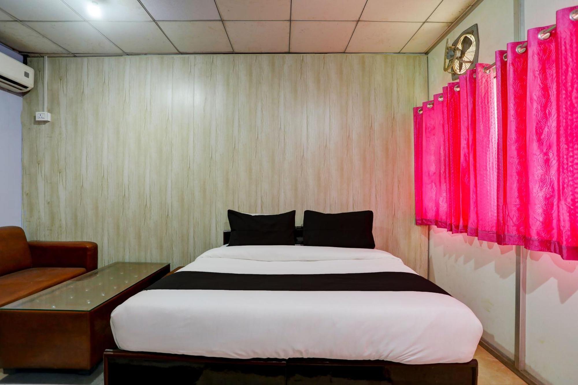 Collection O Harsh Hotel & Restaurant Bhiwadi Екстериор снимка