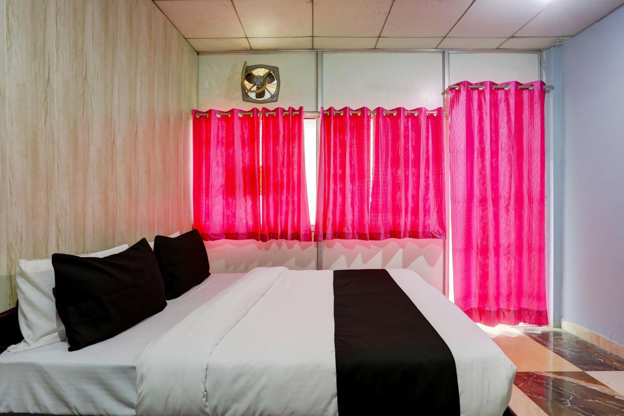 Collection O Harsh Hotel & Restaurant Bhiwadi Екстериор снимка